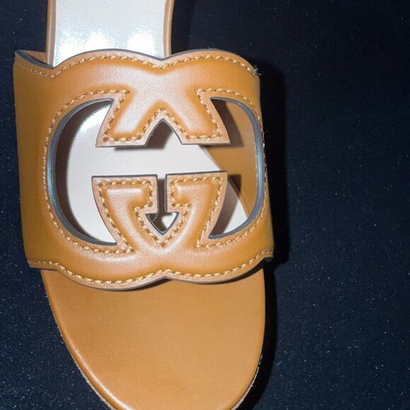 Brand new with box Gucci brown Leather Sandals with GG Logo cut size 10.5 - Picture 6 of 12